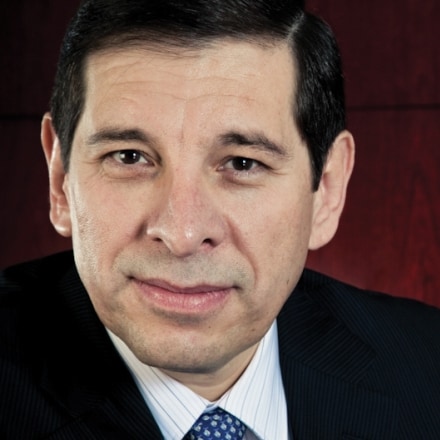 fotografia del director de operaciones de america movil salvador cortes